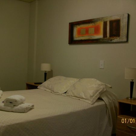 Apart Hotel Comra Buenos Aires Oda fotoğraf