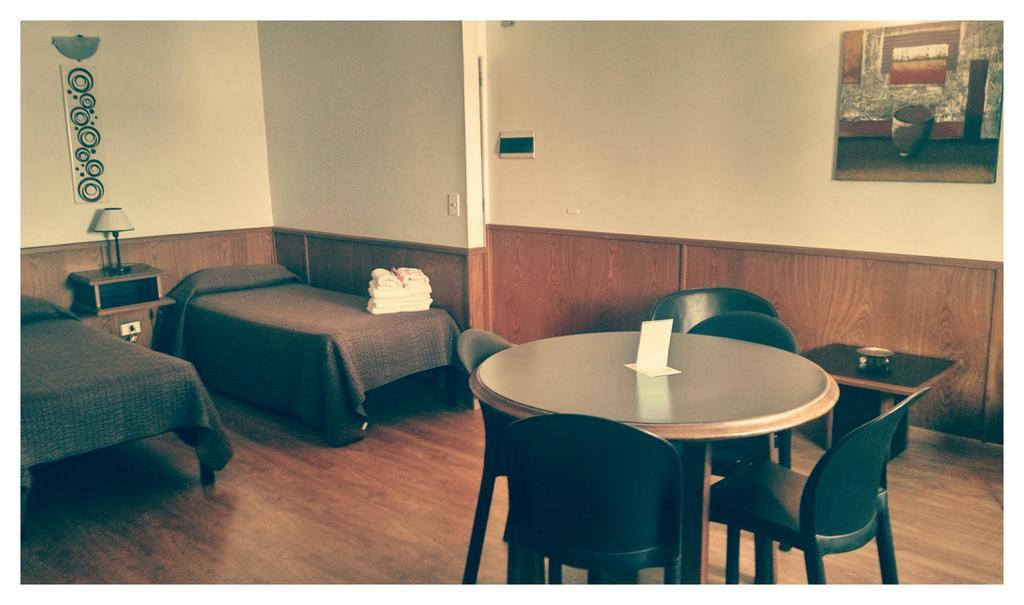 Apart Hotel Comra Buenos Aires Oda fotoğraf